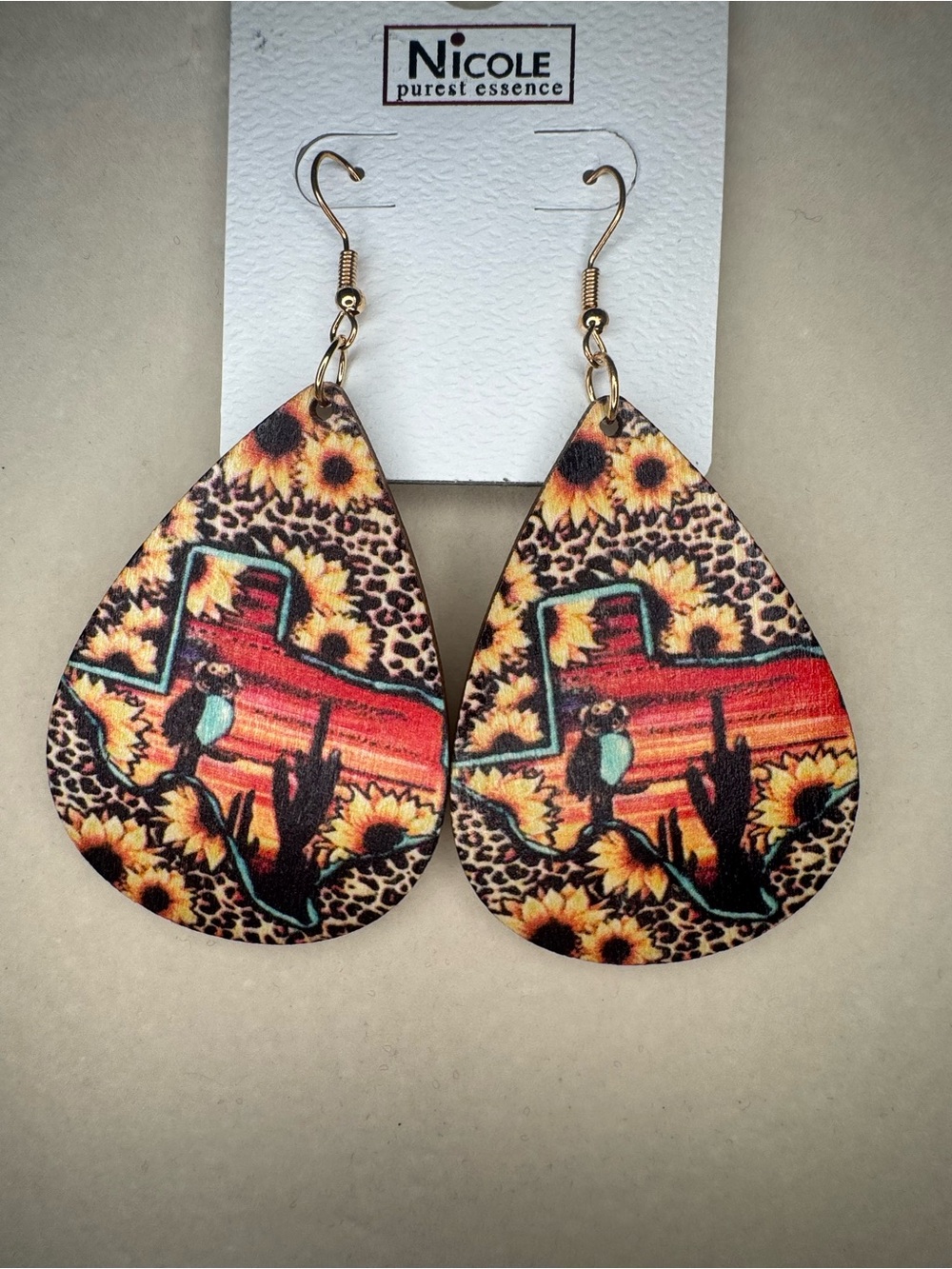NWT Nicole Wooden Western Leopard Texas Teardrop Earrings